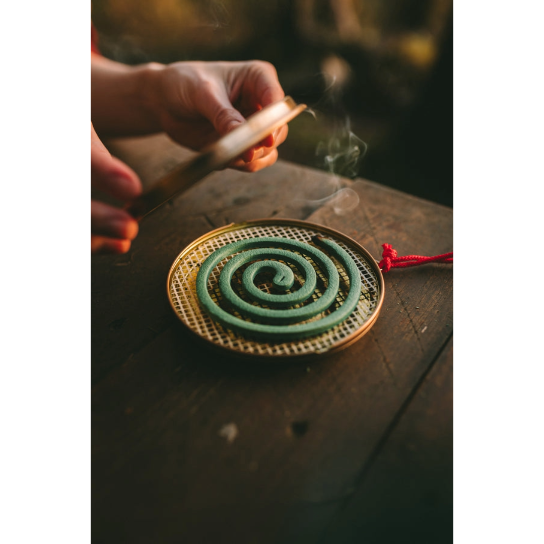 Coghlan's Mosquito Coil Holder, Coghlan's 8688 - Image 2