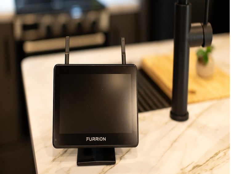 Furrion Wireless Back Up System 7 inch Mon, FOS7HTASF - Image 2