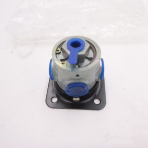 Three-way pilot valve, Velvac 034074